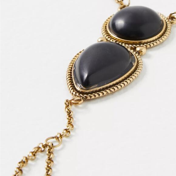 Free People Adele Hand Chain in Gold Onyx NWT Bohemian Bracelet Ring OS - Picture 3 of 10